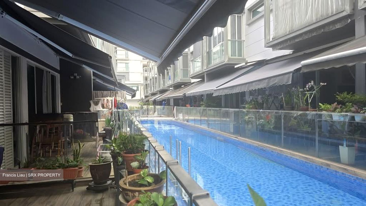 West Coast Drive (D5), Terrace #568250401